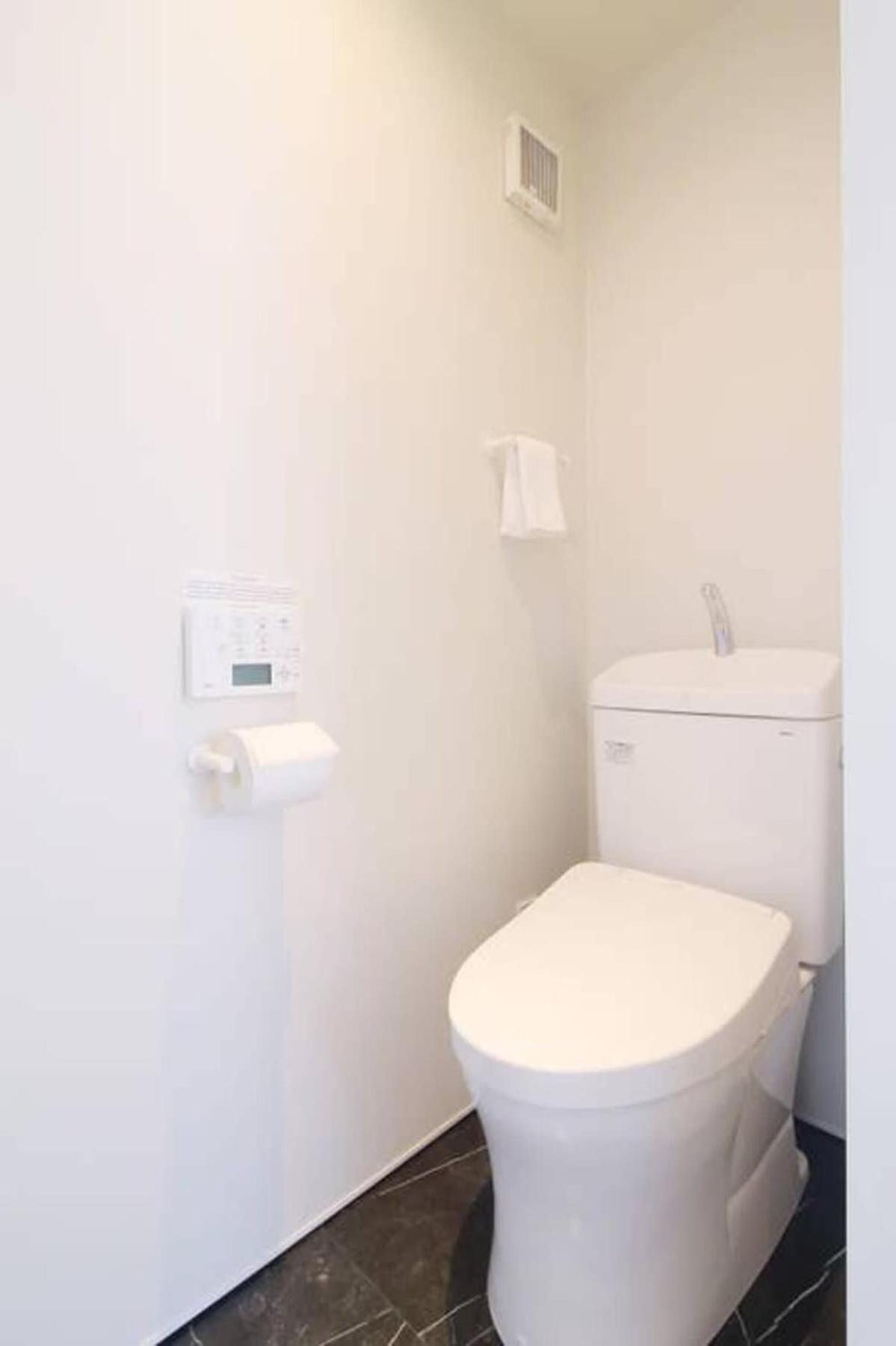 Bhotel Komachi - City Retreat With Breakfast Hiroshima Exterior photo